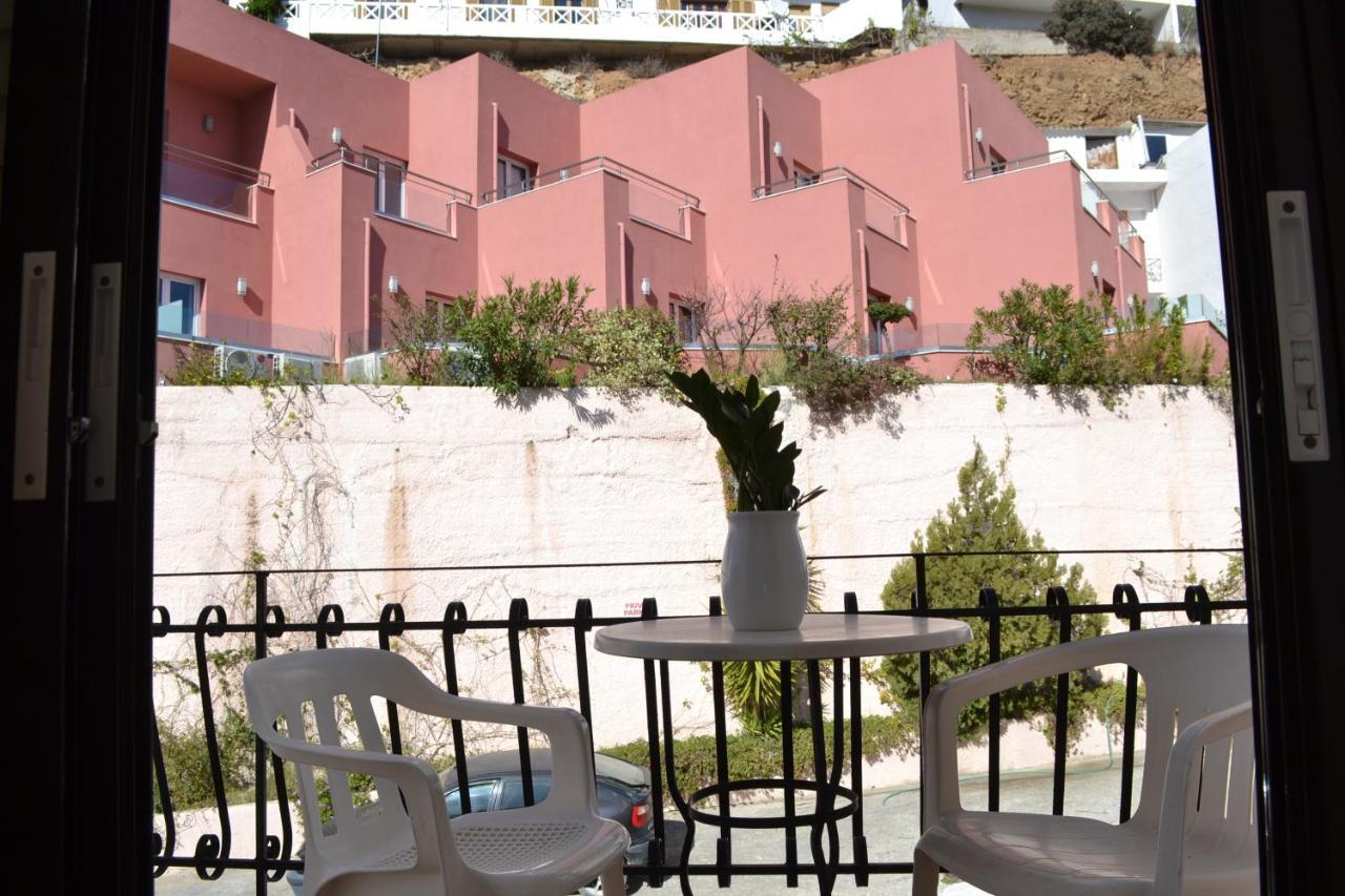 Argyro Studios And Apartments Agia Galini  Bagian luar foto